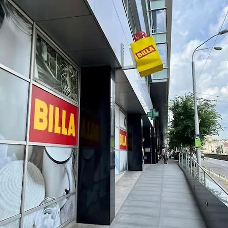 1st Plaza Appartamento Bratislava