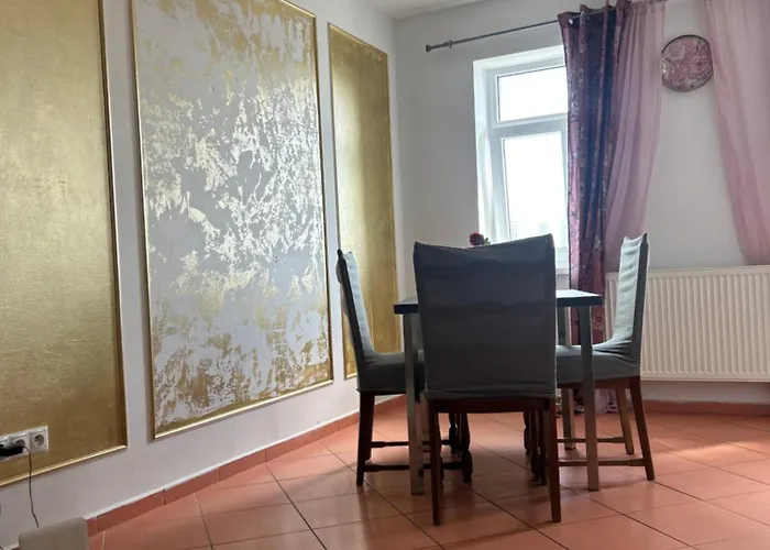 1st Plaza Apartmán