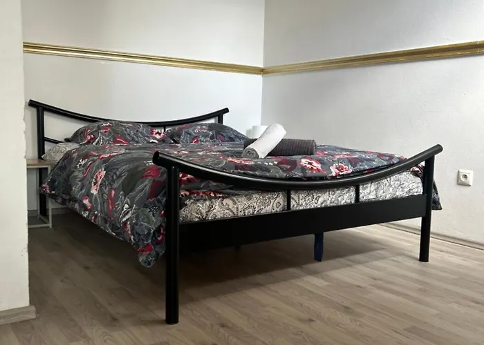 1st Plaza Lägenhet *